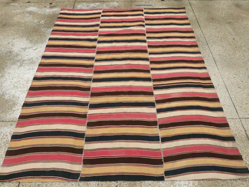 Vintage Persian Flatweave Kilim, No.28422 - Galerie Shabab