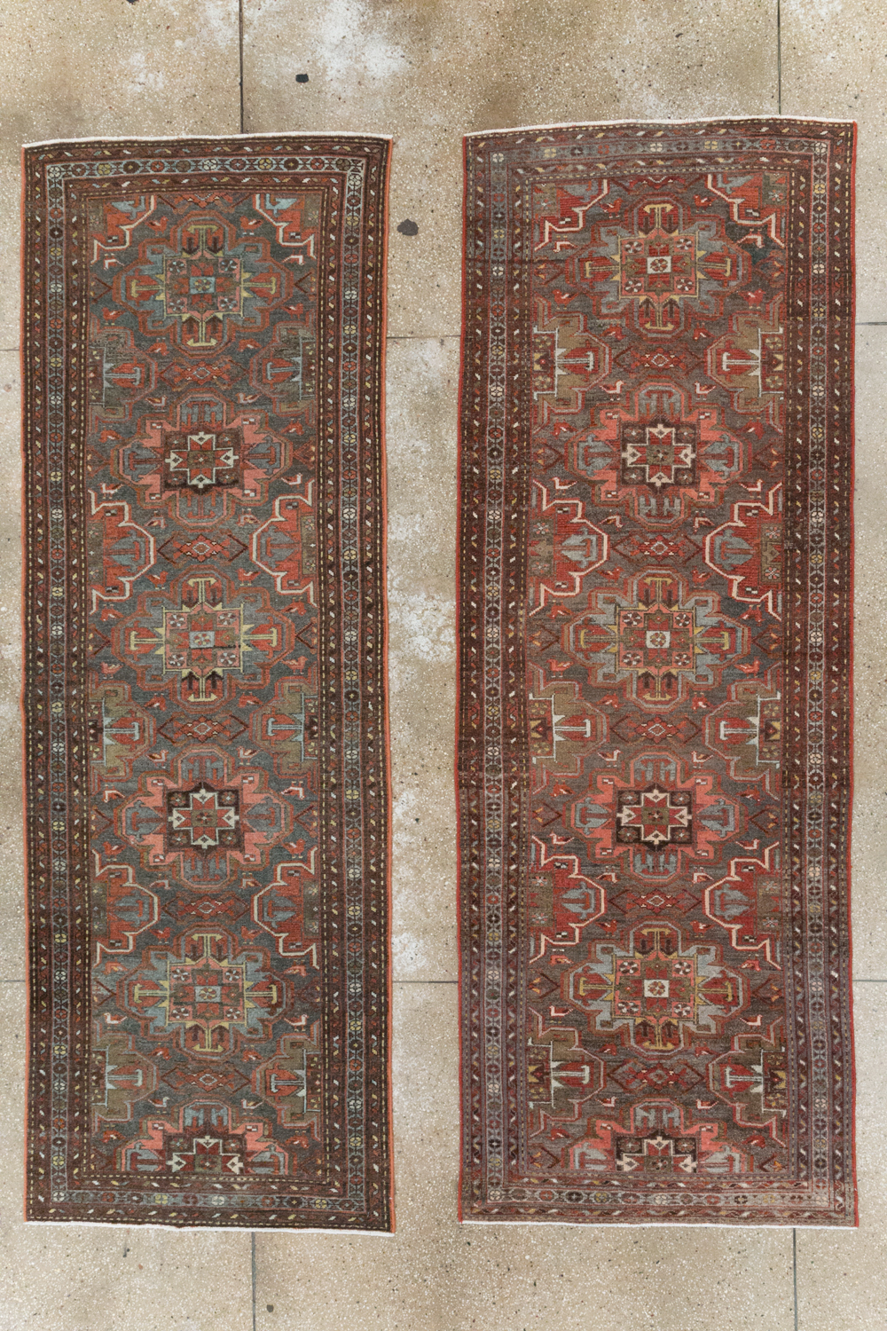 Vintage Persian Malayer Rug (Pair: 1 of 2), No.28427 - Galerie Shabab