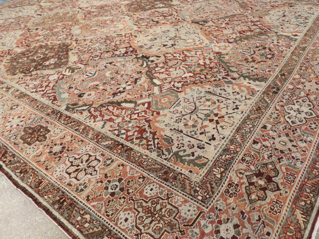 Antique Persian Bakhtiari Oversize Carpet, No.28452 - Galerie Shabab