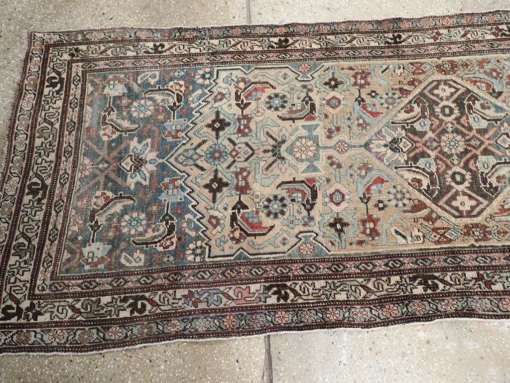 Antique Persian Bidjar Long Runner, No.28463 - Galerie Shabab
