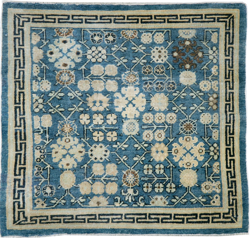 Antique East Turkestan Khotan Throw Rug, No.28472 - Galerie Shabab