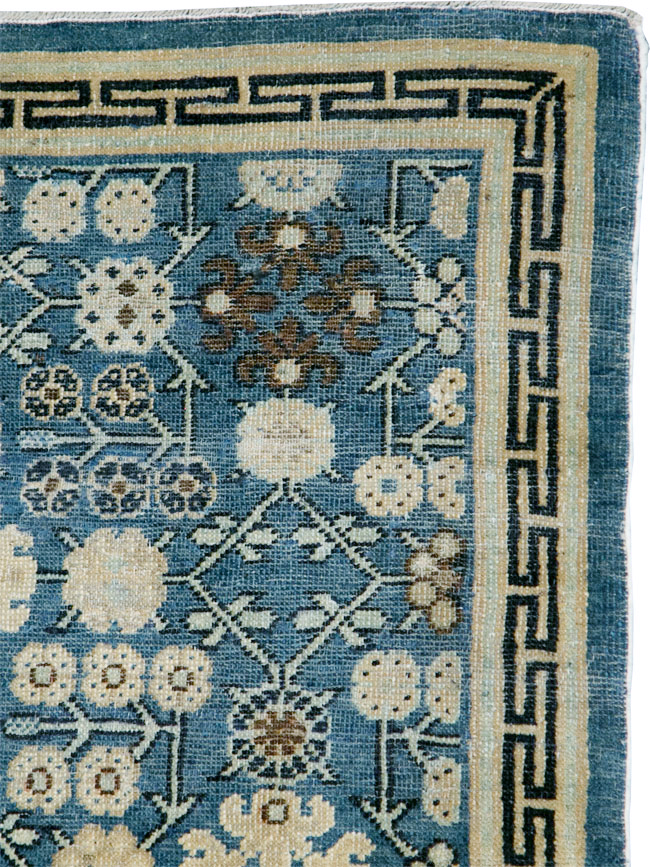 Antique East Turkestan Khotan Throw Rug, No.28472 - Galerie Shabab