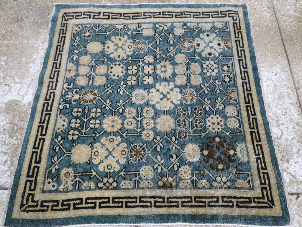 Antique East Turkestan Khotan Throw Rug, No.28472 - Galerie Shabab