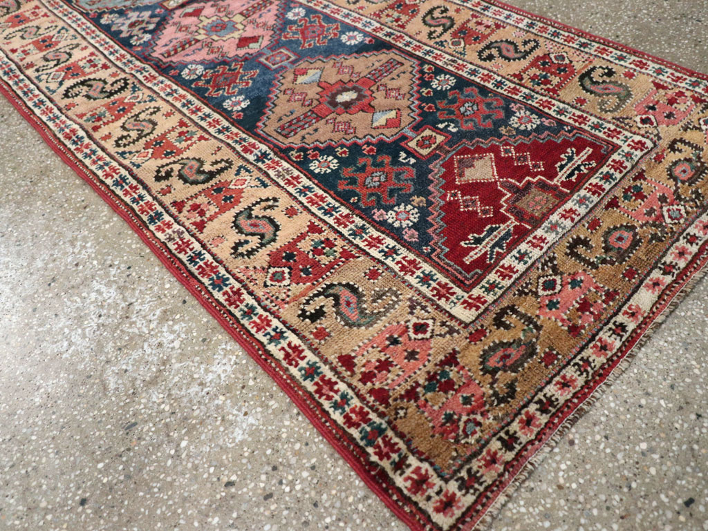 Antique Northwest Persian Runner, No.28478 - Galerie Shabab