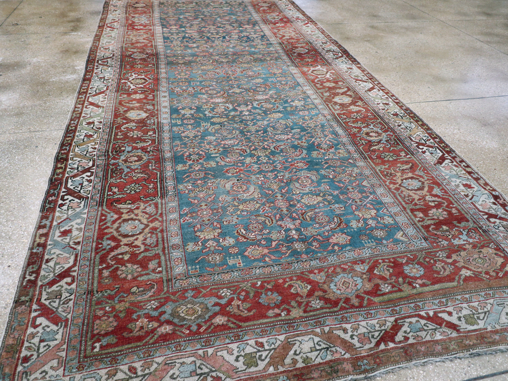 Antique Persian Bidjar Large Gallery Carpet, No.28480 - Galerie Shabab
