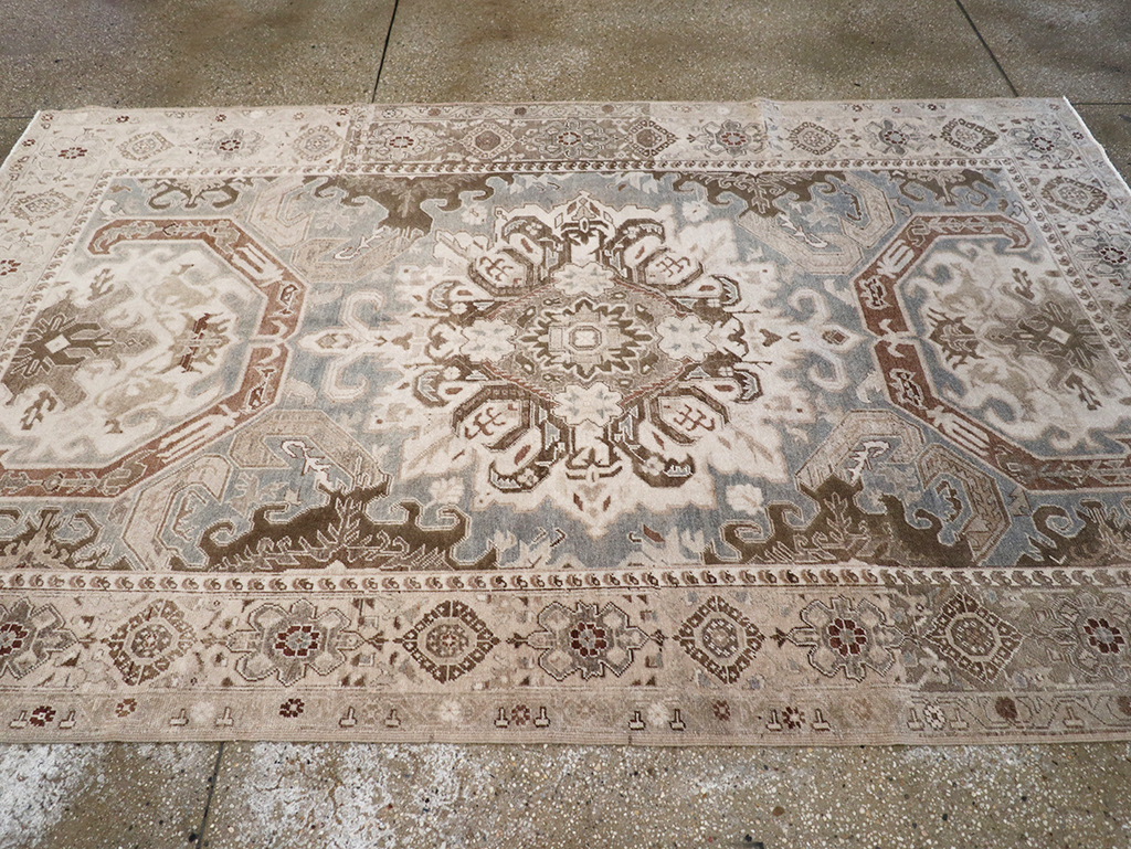 Vintage Turkish Anatolian Rug, No.28487 - Galerie Shabab
