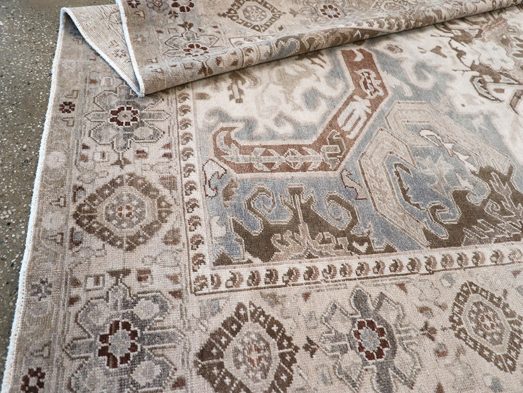 Vintage Turkish Anatolian Rug, No.28487 - Galerie Shabab