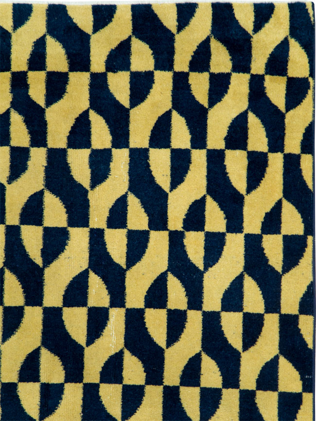 Vintage Anatolian Art Deco Carpet, No.28488 - Galerie Shabab