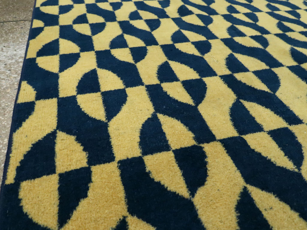 Vintage Anatolian Art Deco Carpet, No.28488 - Galerie Shabab