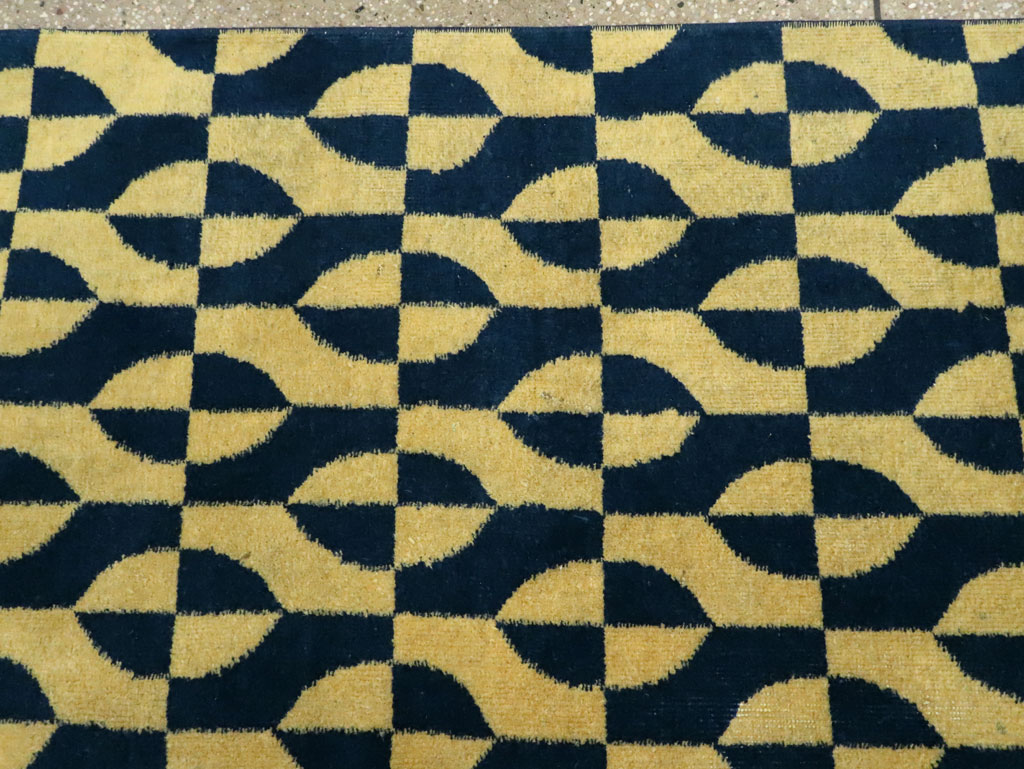 Vintage Anatolian Art Deco Carpet, No.28488 - Galerie Shabab