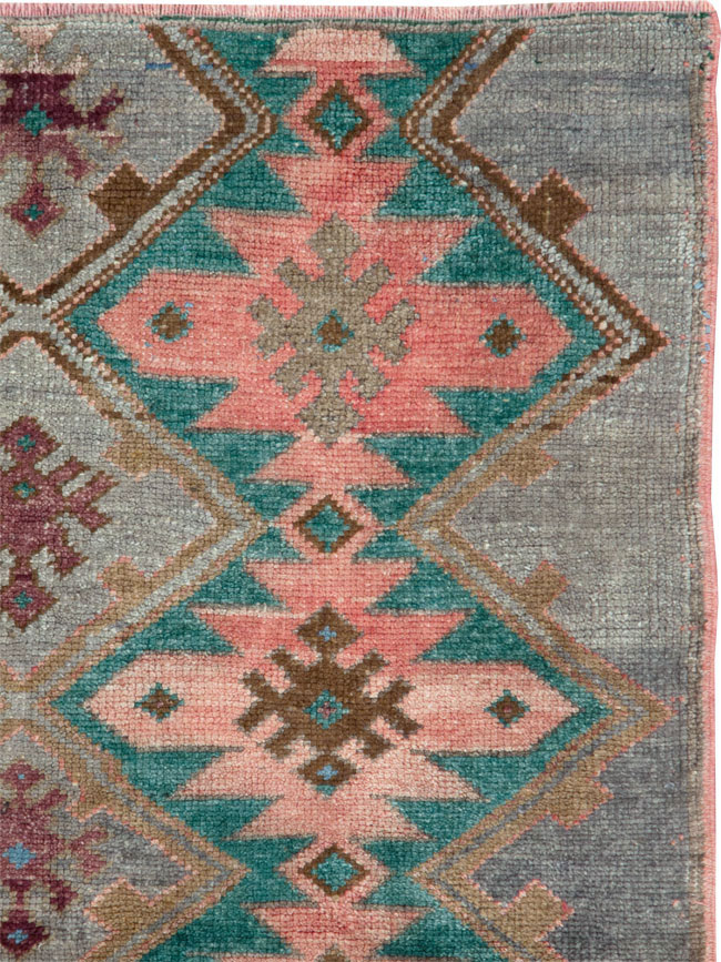 Vintage Anatolian Rug, No.28489 - Galerie Shabab