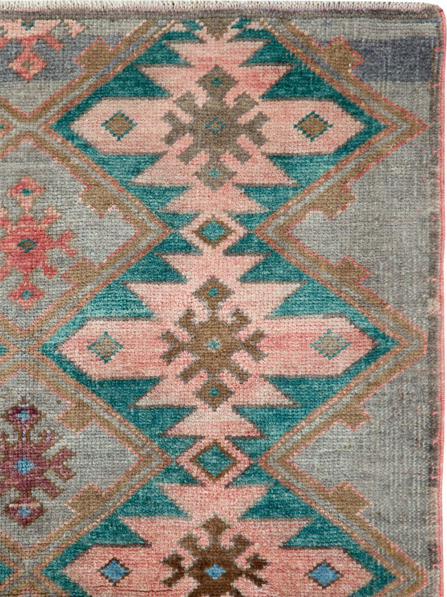 Vintage Anatolian Rug, No.28489 - Galerie Shabab