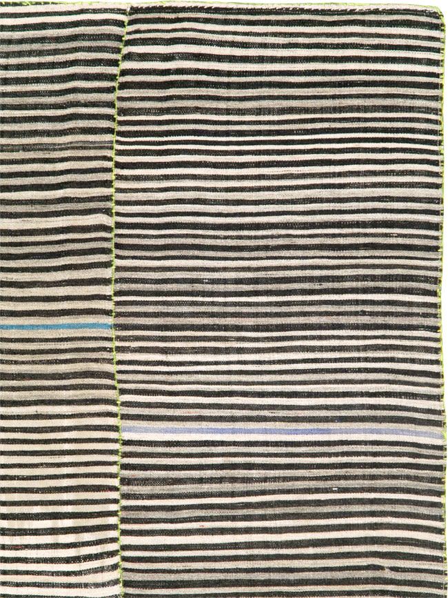 Vintage Persian Flatweave Kilim Square Accent Carpet, No.28504 - Galerie Shabab