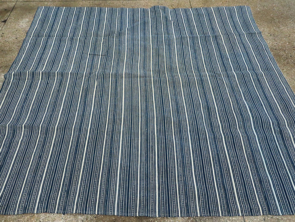 Vintage Persian Flatweave Kilim Square Accent Carpet, No.28506 - Galerie Shabab