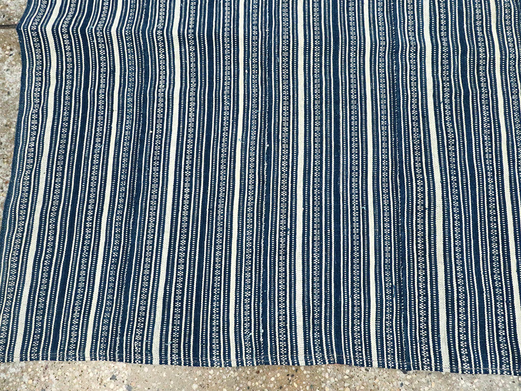 Vintage Persian Flatweave Kilim Square Accent Carpet, No.28506 - Galerie Shabab