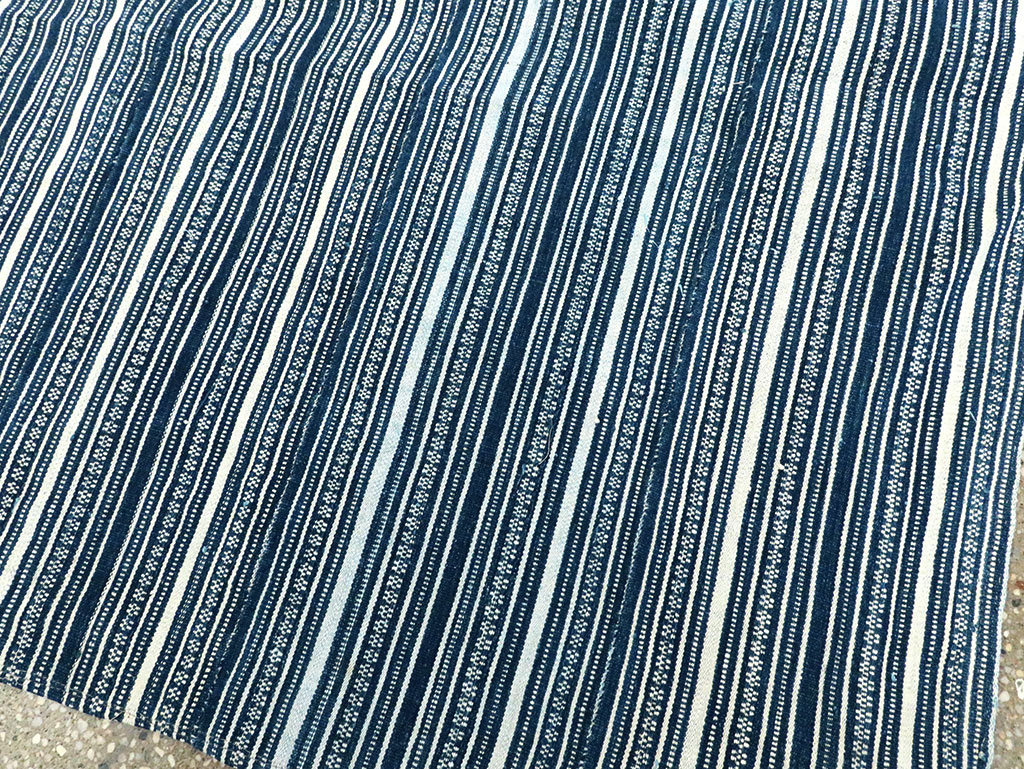 Vintage Persian Flatweave Kilim Square Accent Carpet, No.28506 - Galerie Shabab