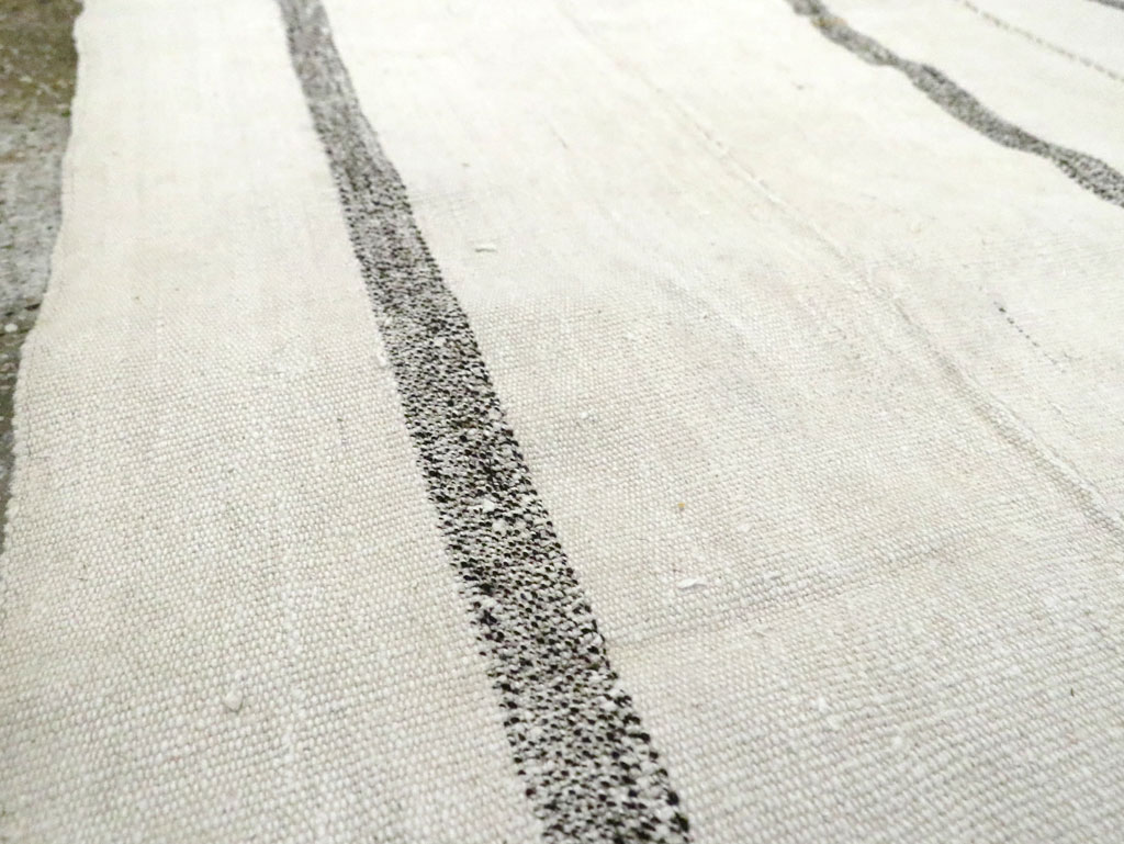 Vintage Persian Flatweave Kilim, No.28509 - Galerie Shabab