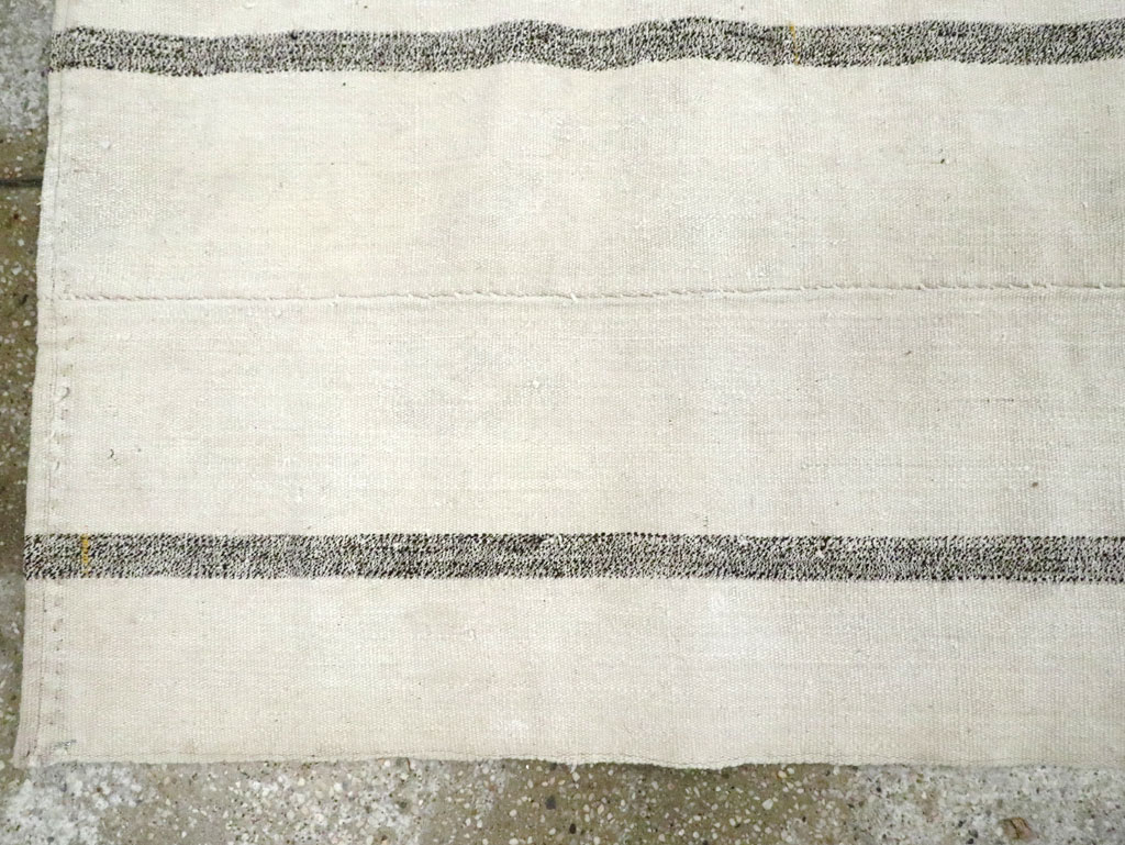 Vintage Persian Flatweave Kilim, No.28509 - Galerie Shabab