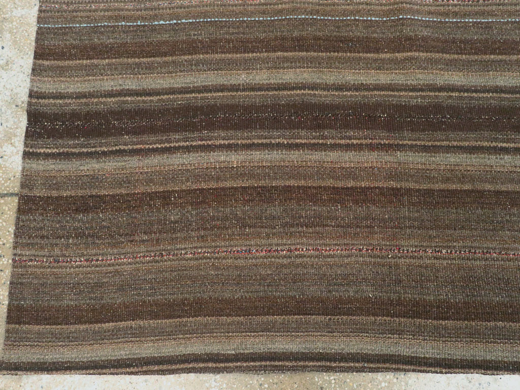 Vintage Persian Flatweave Kilim Accent Rug, No.28510 - Galerie Shabab