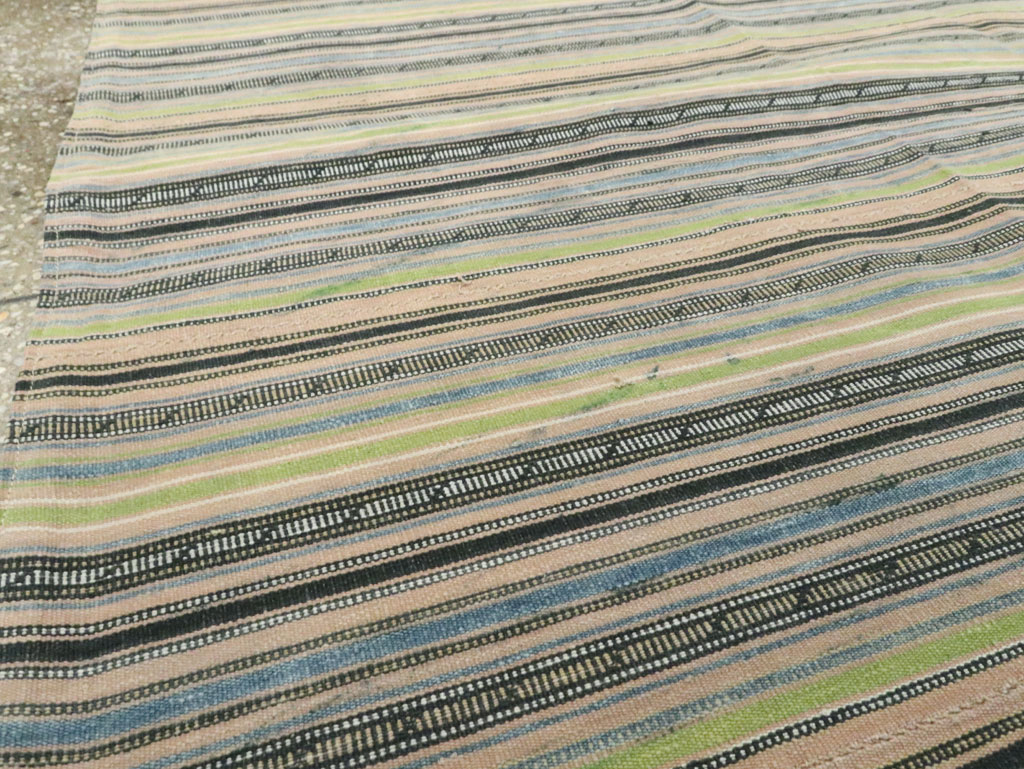 Vintage Persian Flatweave Kilim Square Accent Carpet, No.28512 - Galerie Shabab