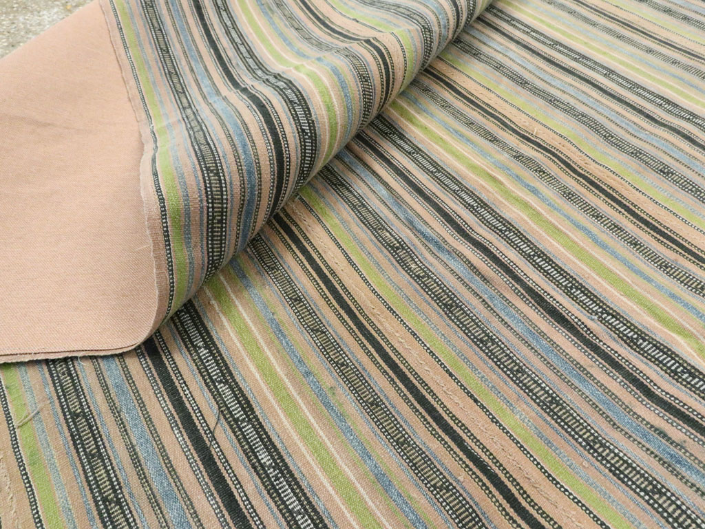 Vintage Persian Flatweave Kilim Square Accent Carpet, No.28512 - Galerie Shabab