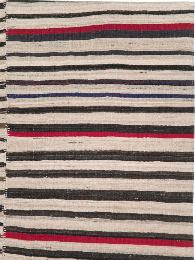 Vintage Persian Kilim Flatweave, No.28513 - Galerie Shabab