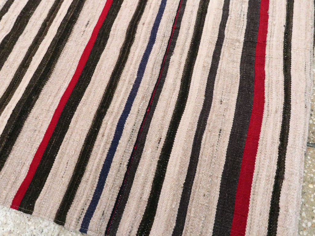 Vintage Persian Kilim Flatweave, No.28513 - Galerie Shabab