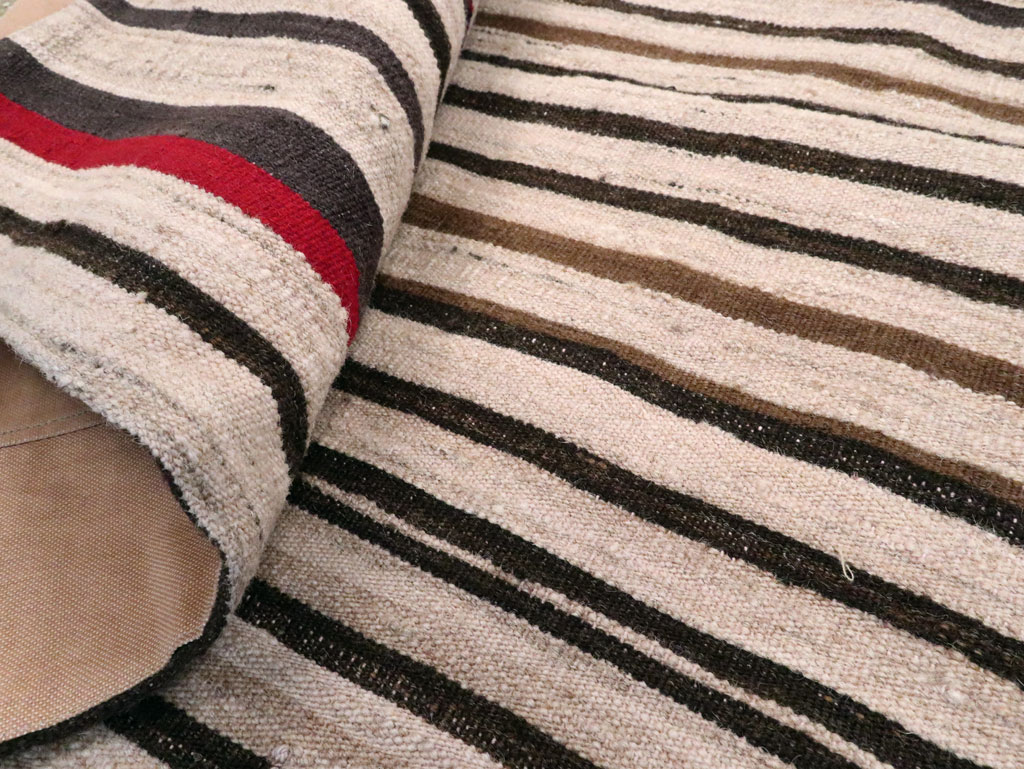 Vintage Persian Kilim Flatweave, No.28513 - Galerie Shabab