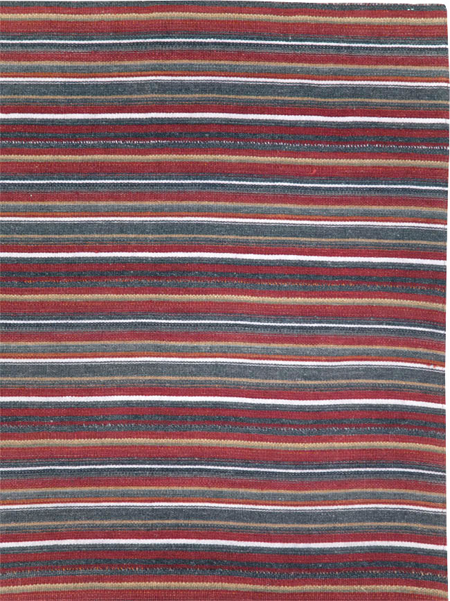 Vintage Persian Flatweave Kilim Square Accent Carpet, No.28515 - Galerie Shabab