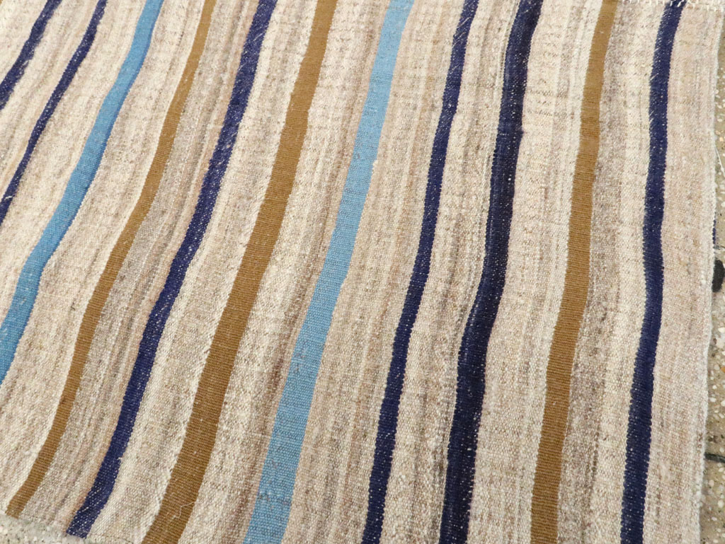 Vintage Persian Flatweave Kilim, No.28519 - Galerie Shabab