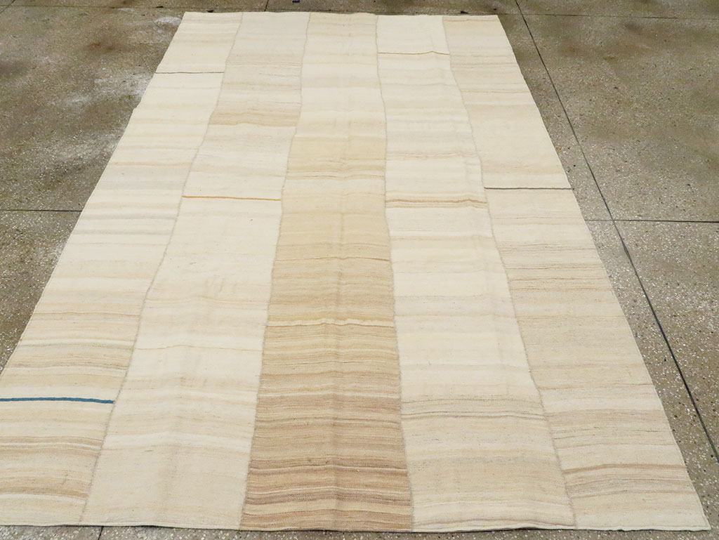 Contemporary Persian Flatweave Kilim Rug, No.28523 - Galerie Shabab