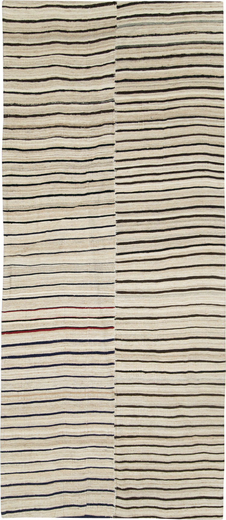 Vintage Mid-Century Persian Kilim, No.28525 - Galerie Shabab