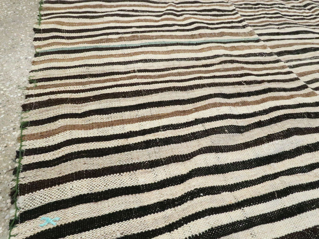 Vintage Persian Flatweave Kilim, No.28527 - Galerie Shabab