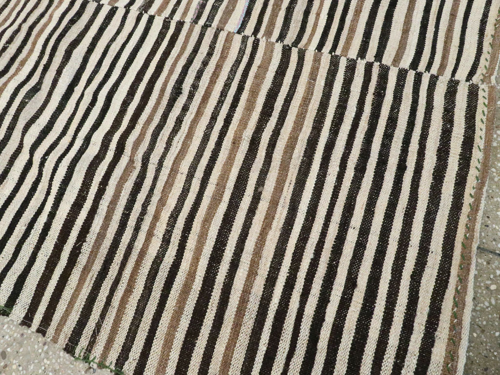 Vintage Persian Flatweave Kilim, No.28527 - Galerie Shabab