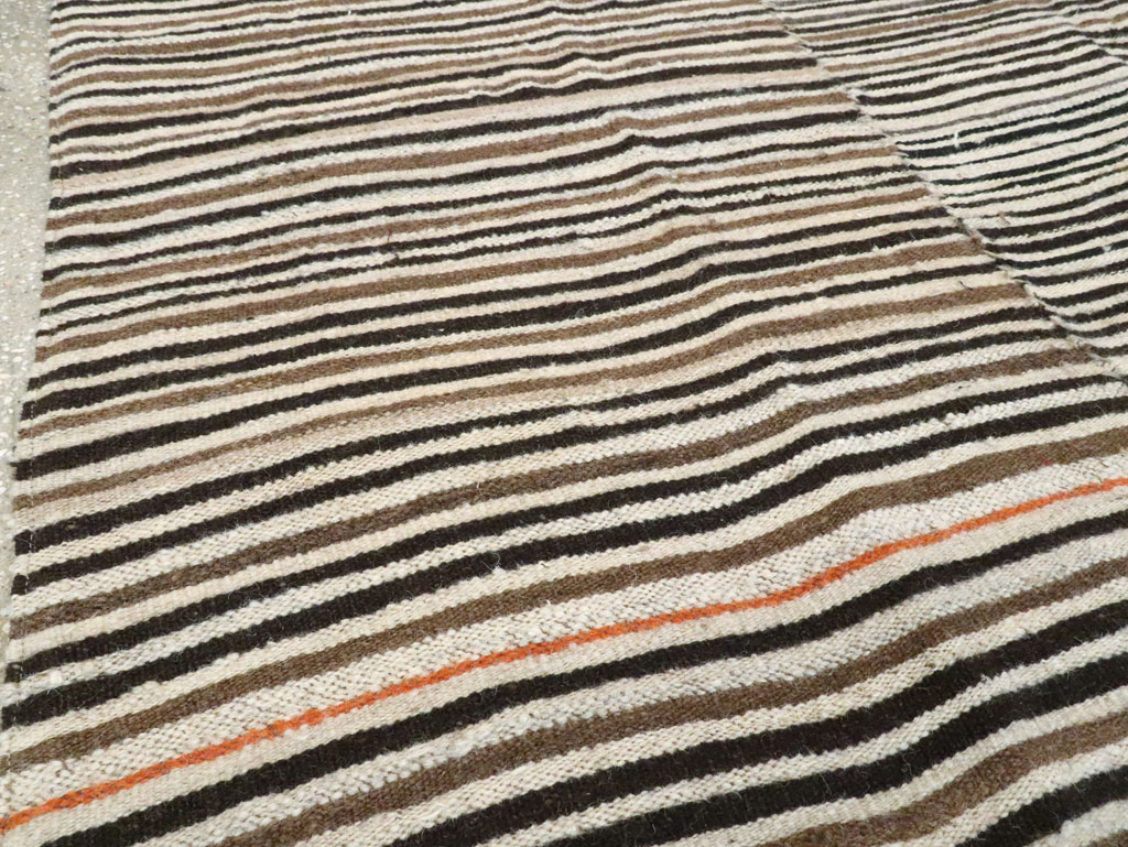 Vintage Persian Flatweave Kilim, No.28528 - Galerie Shabab