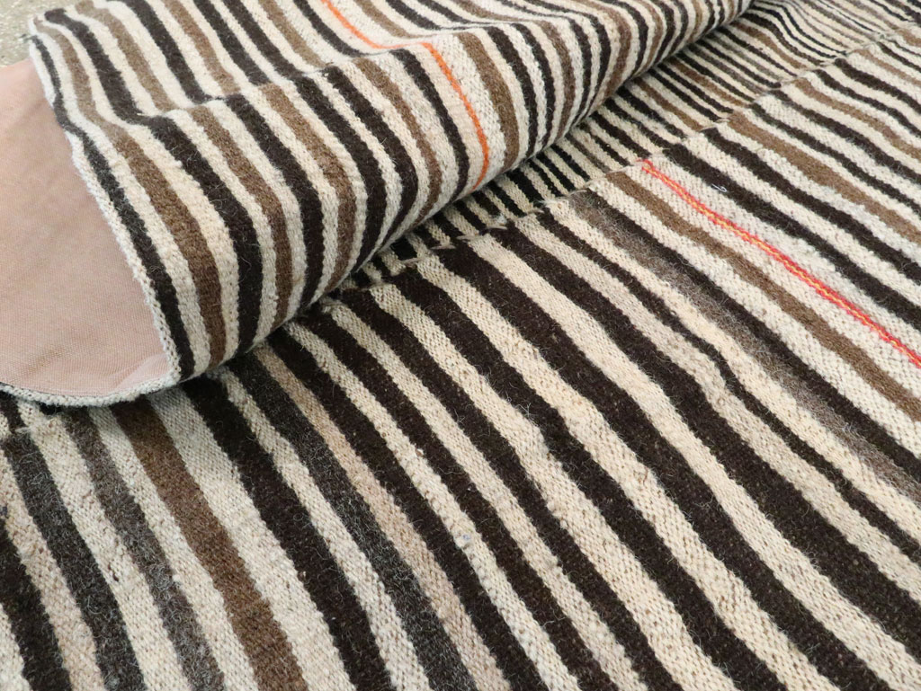 Vintage Persian Flatweave Kilim, No.28528 - Galerie Shabab