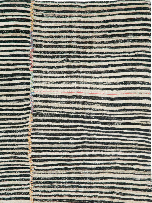 Vintage Persian Flatweave Kilim, No.28532 - Galerie Shabab