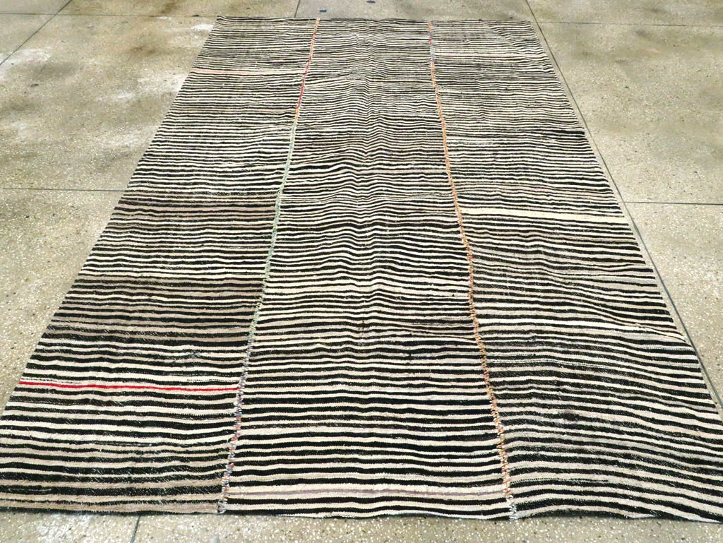 Vintage Persian Flatweave Kilim, No.28532 - Galerie Shabab