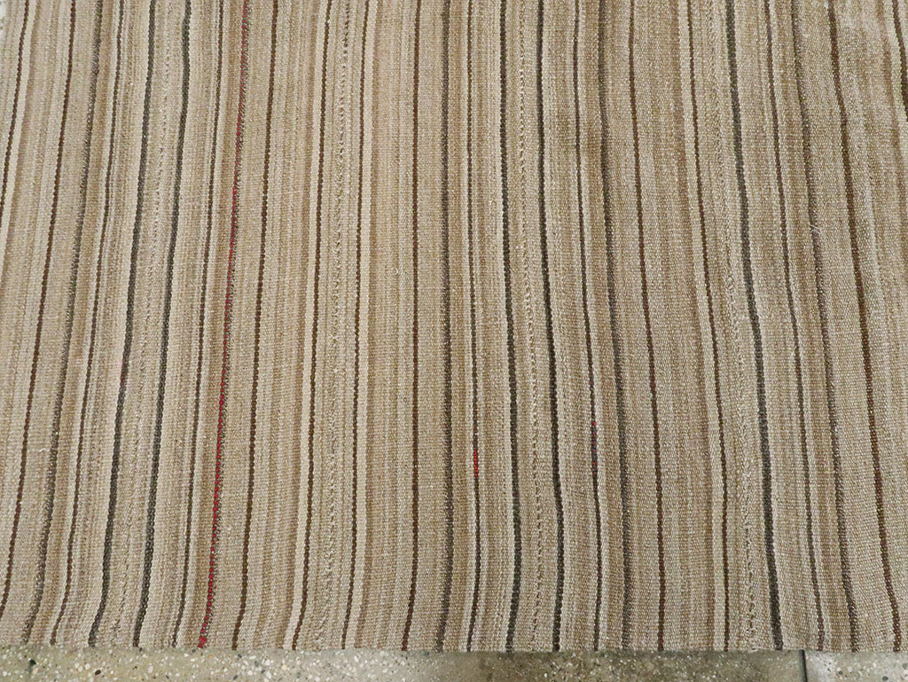 Vintage Persian Flatweave Kilim Room Size Rug, No.28545 - Galerie Shabab