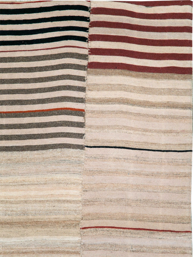 Vintage Persian Flatweave Kilim Gallery Rug, No.28550 - Galerie Shabab