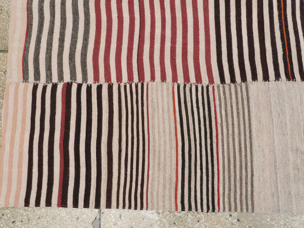 Vintage Persian Flatweave Kilim Gallery Rug, No.28550 - Galerie Shabab