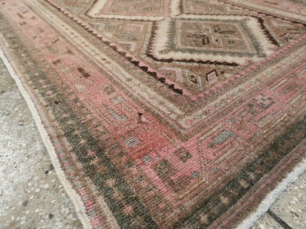 Vintage Persian Malayer Rug, No.28552 - Galerie Shabab