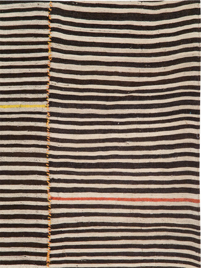 Vintage Persian Flatweave Kilim Square Accent Rug, No.28557 - Galerie Shabab