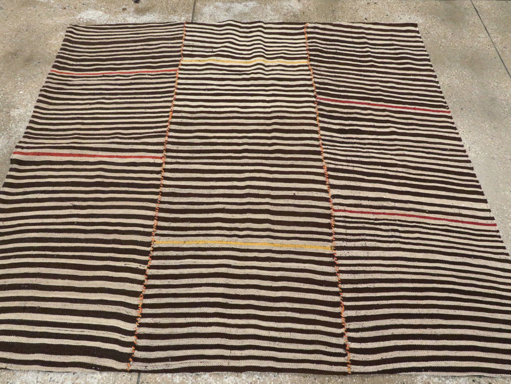 Vintage Persian Flatweave Kilim Square Accent Rug, No.28557 - Galerie Shabab