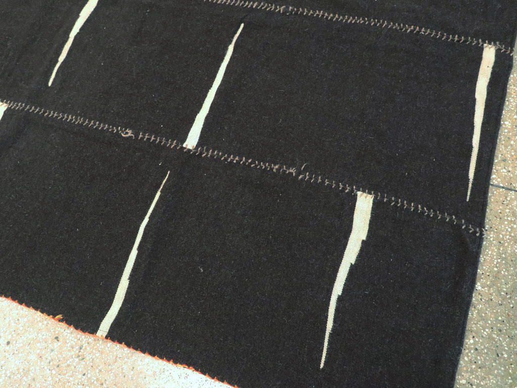 Contemporary Persian Flatweave Kilim Room Size Carpet, No.28561 - Galerie Shabab