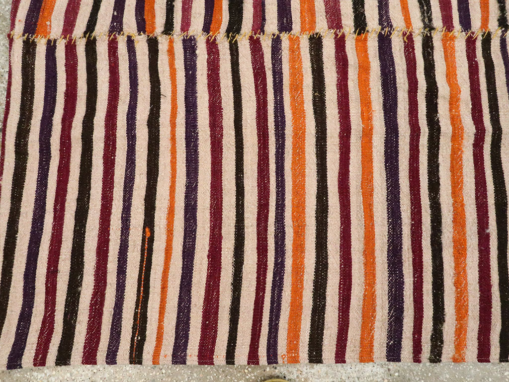 Vintage Persian Flatweave Kilim, No.28564 - Galerie Shabab