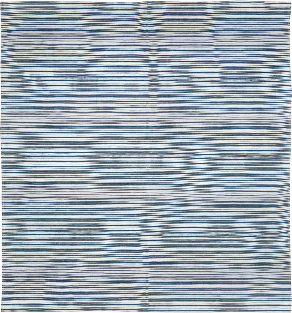 Vintage Persian Flatweave Kilim Square Accent Carpet, No.28569 - Galerie Shabab