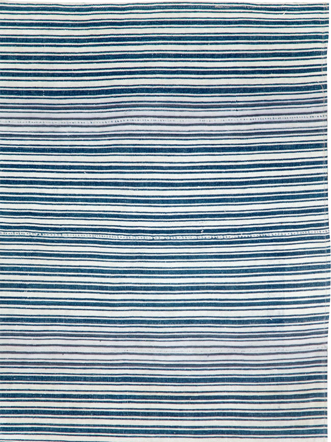 Vintage Persian Flatweave Kilim Square Accent Carpet, No.28569 - Galerie Shabab