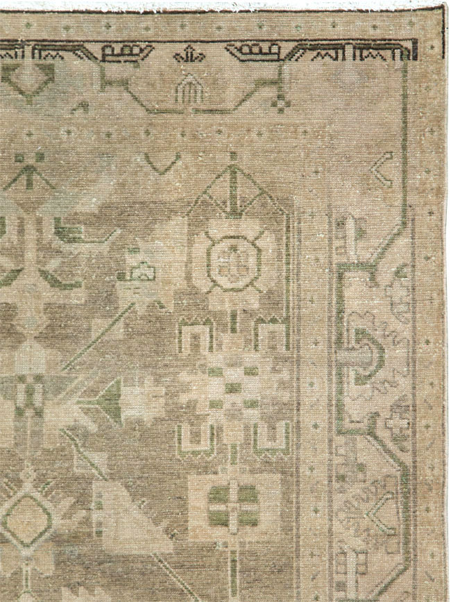 Vintage Persian Malayer Accent Rug, No.28573 - Galerie Shabab