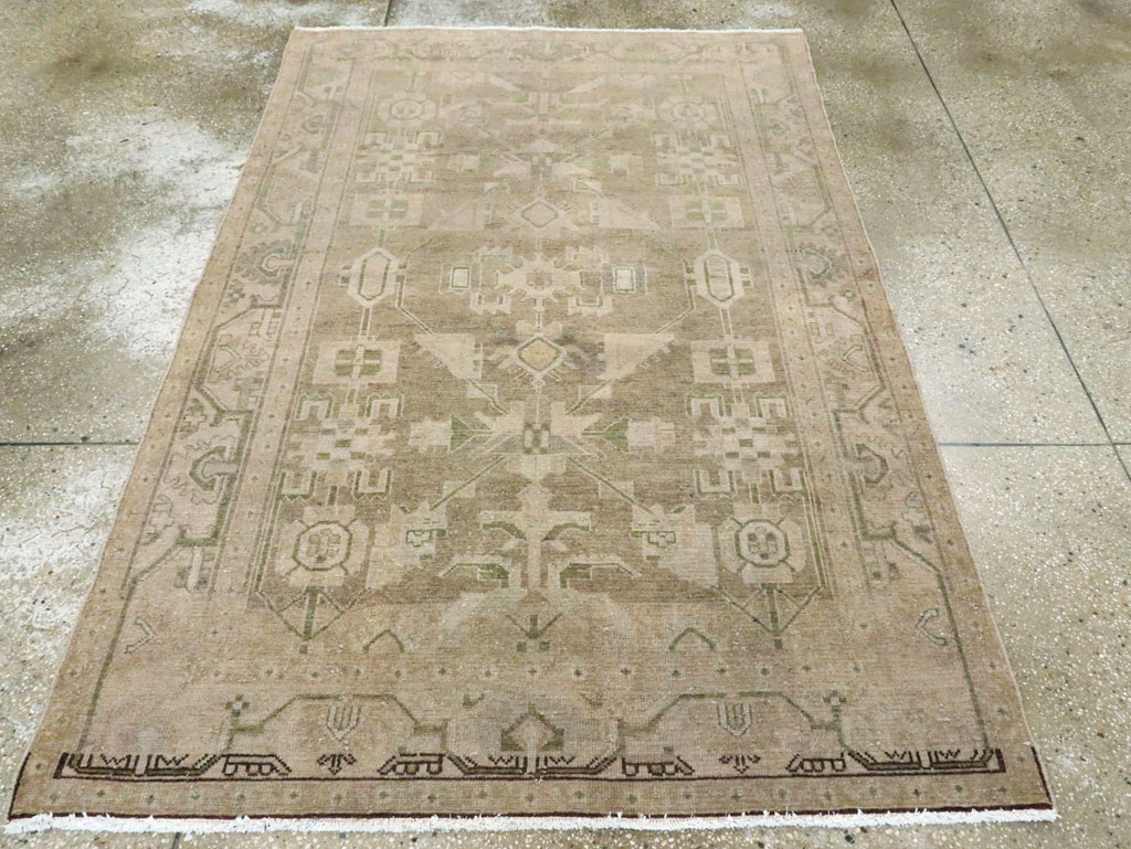 Vintage Persian Malayer Accent Rug, No.28573 - Galerie Shabab